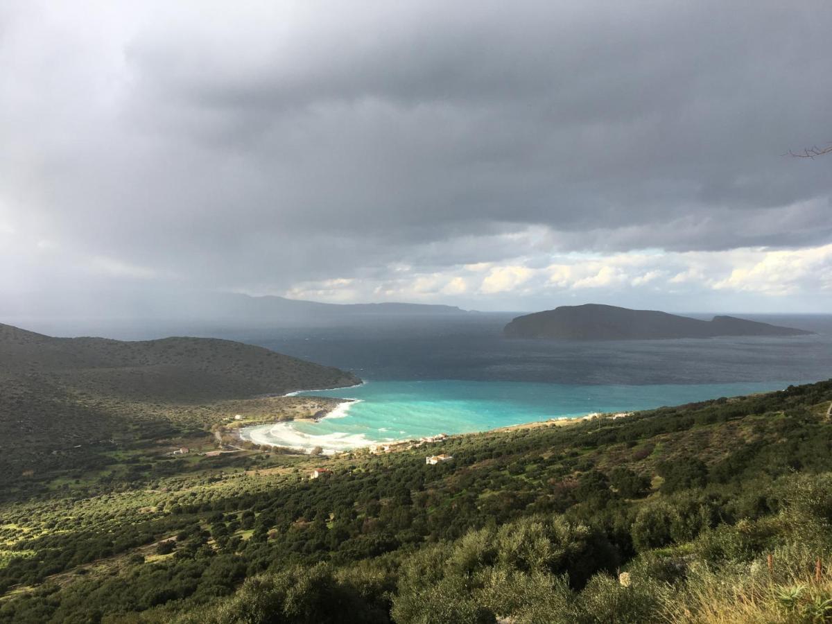 Villa Lir Tholos  Ngoại thất bức ảnh