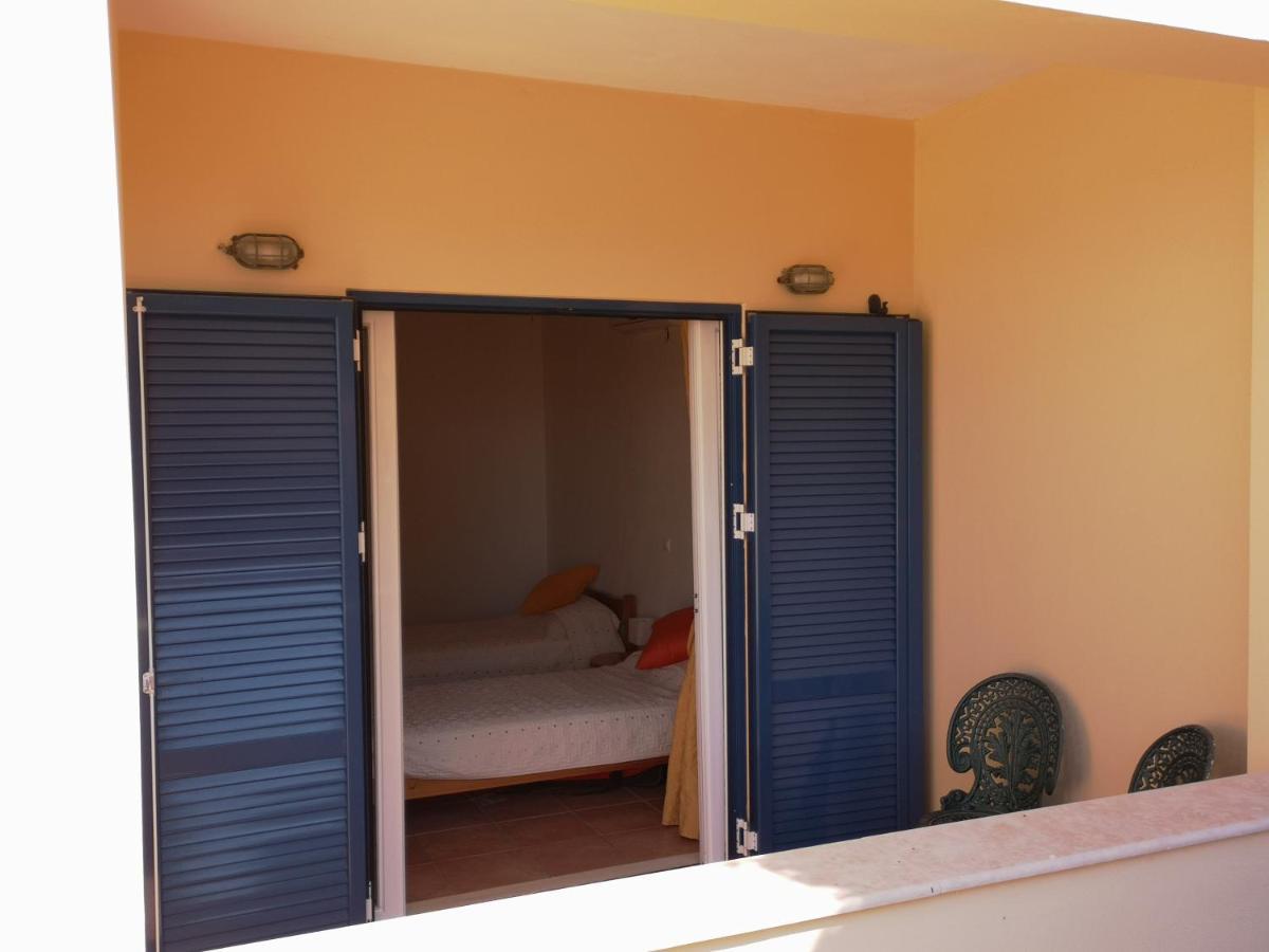Villa Lir Tholos  Ngoại thất bức ảnh