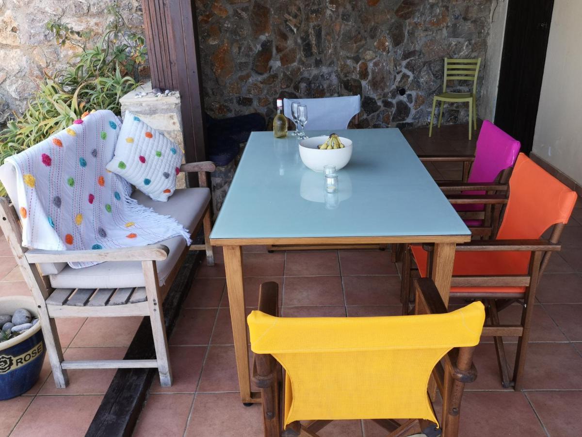 Villa Lir Tholos  Ngoại thất bức ảnh