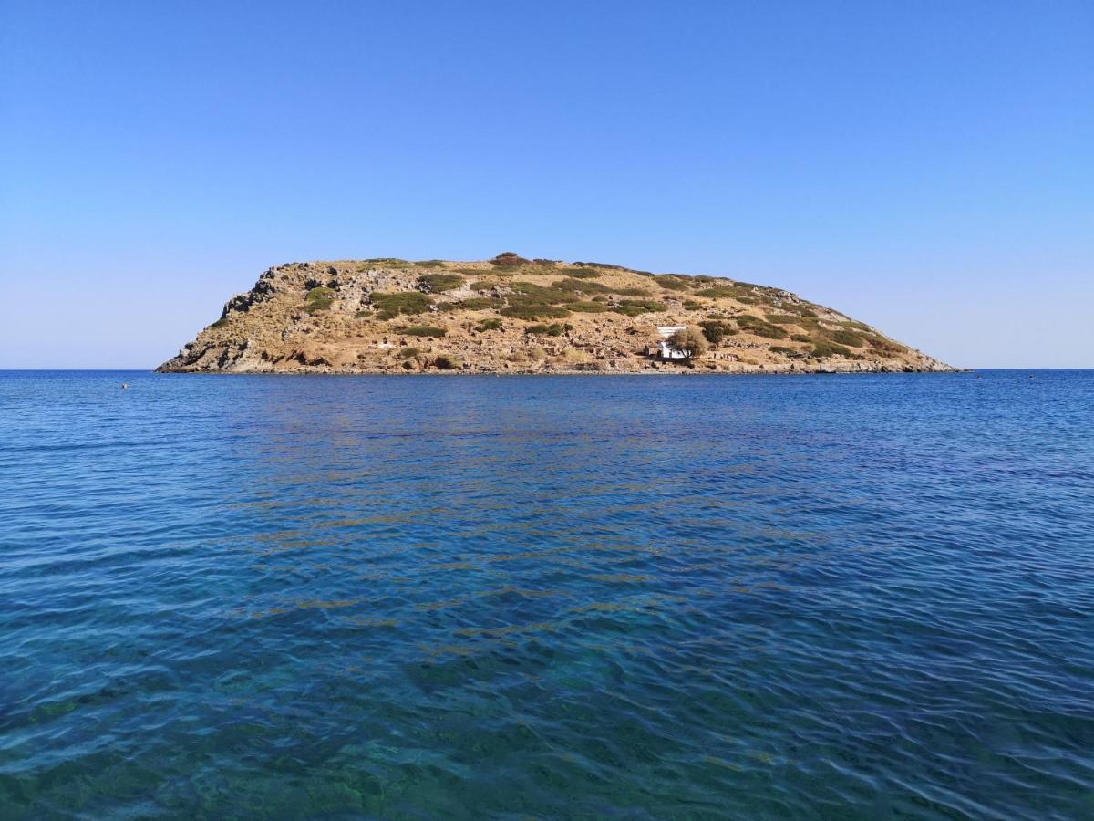 Villa Lir Tholos  Ngoại thất bức ảnh