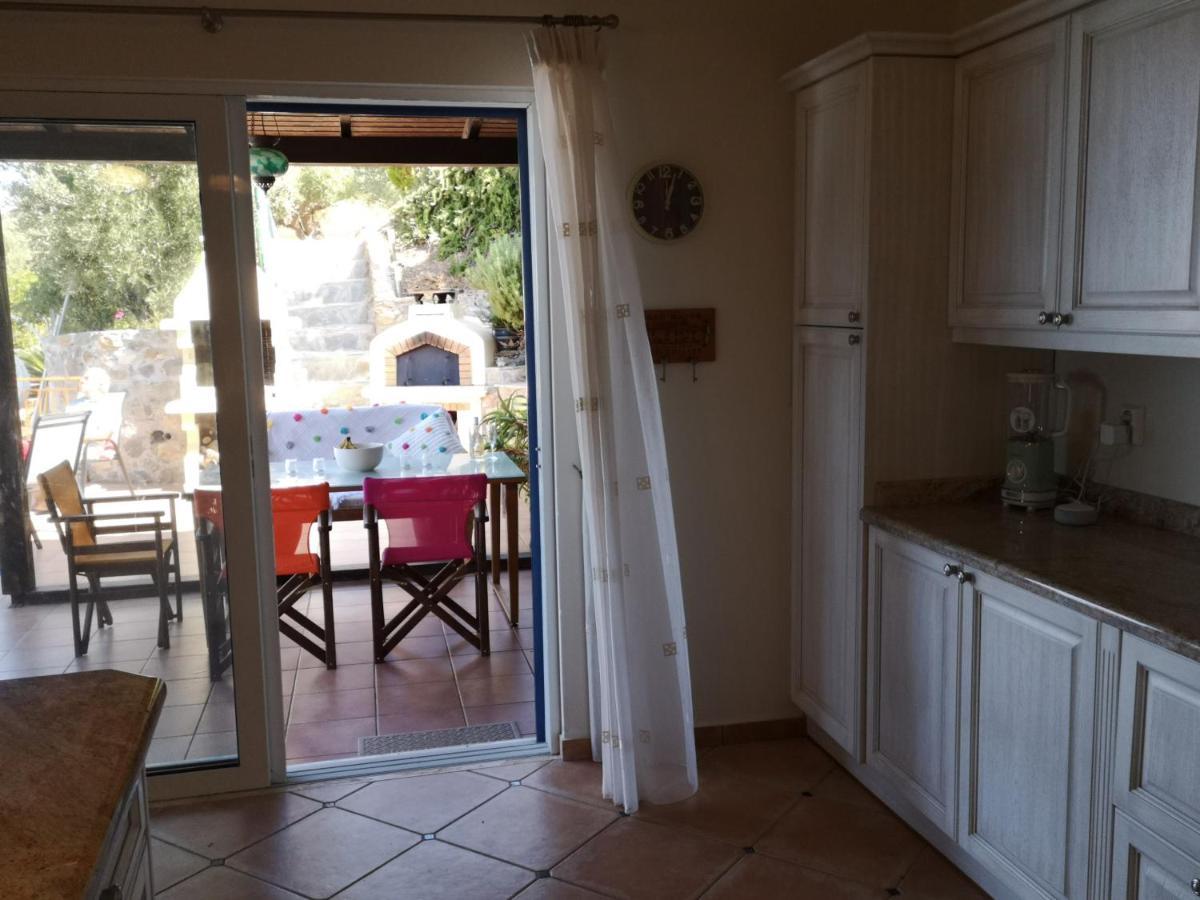 Villa Lir Tholos  Ngoại thất bức ảnh