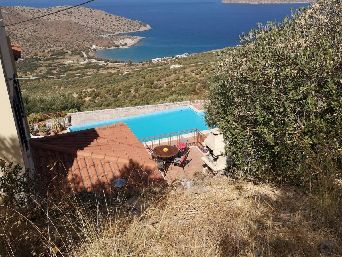 Villa Lir Tholos  Ngoại thất bức ảnh